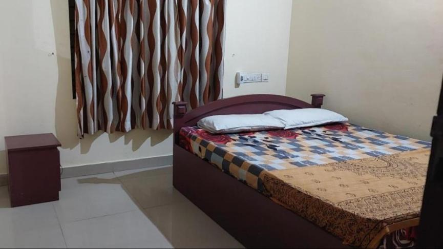 Guruvayur Adithya Kültér fotó