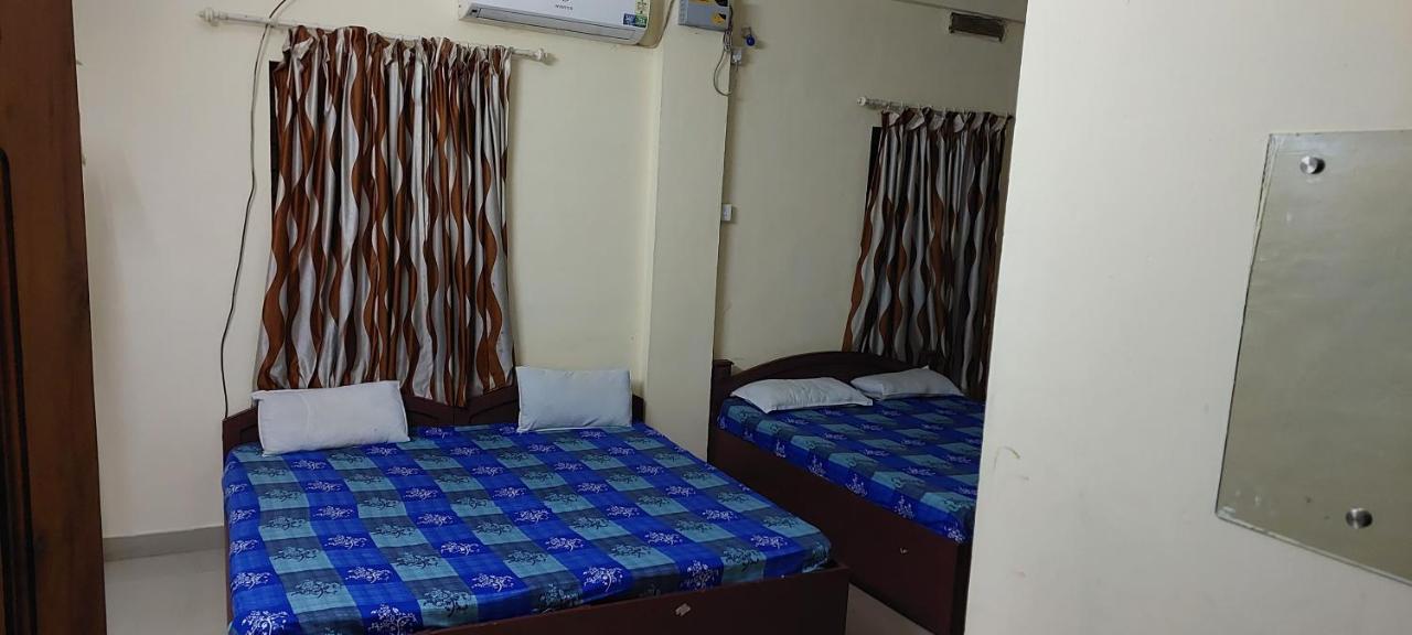Guruvayur Adithya Kültér fotó